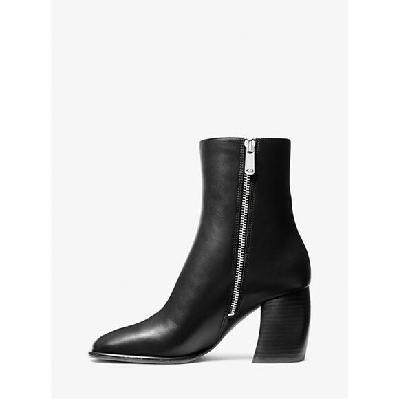 MICHAEL KORS BRITT HEELED BOOT IN BLACK TUMBLED LEATHER SZ 7.5 $255 MSRP - Picture 2 of 10